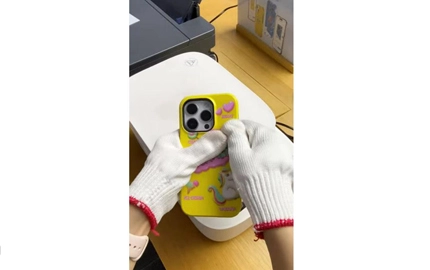 Déjame mostrarle cómo hice una funda para teléfono